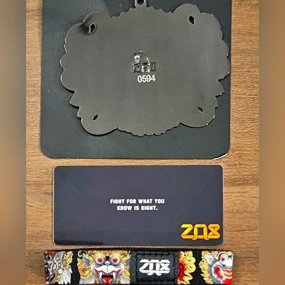 ZOX "CHOOSE YOUR SIDE" #1364 BARONG MASK COLLECTIBLE WRISTBAND & BOOKMARK #594 - Picture 11 of 13